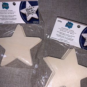 3/$10. 2 sets of 6 wood stars for crafting ( total 12 stars ).